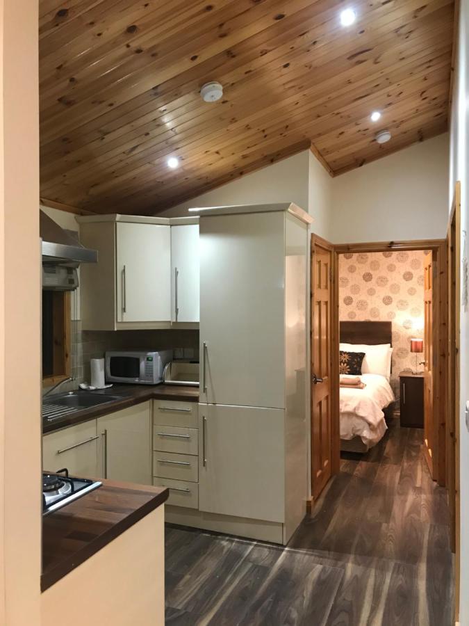 Beechtree Chalet วอร์เรนพอยต์ ภายนอก รูปภาพ