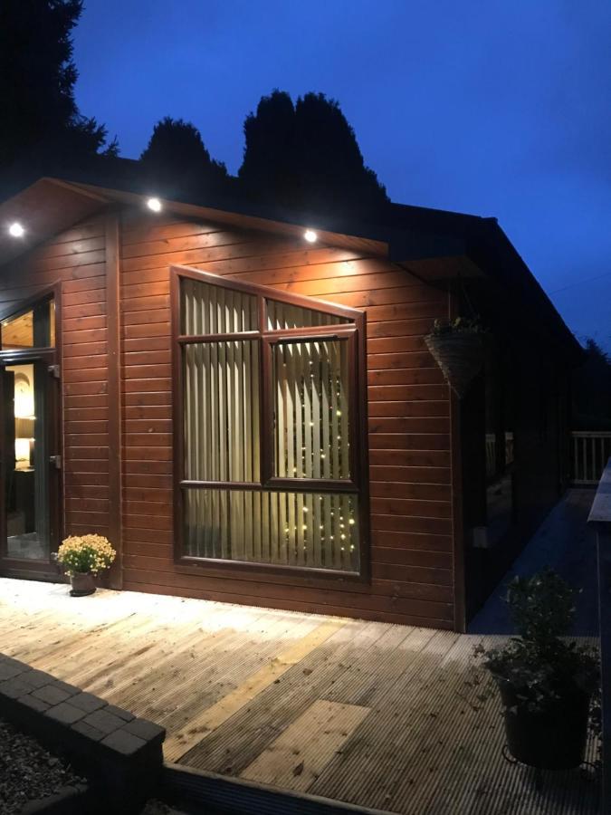 Beechtree Chalet วอร์เรนพอยต์ ภายนอก รูปภาพ